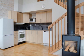 Pets allowed | Ski shed | Wood stove | TV
